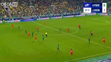 电竞赛场再起风云:塞外鲨队队小胜渝州独角兽队,脚步移动更到位球迷期待下一战的简单介绍 电竞赛场再起风云:塞外鲨队队小胜渝州独角兽队,脚步移动更到位球迷期待下一战的简单介绍