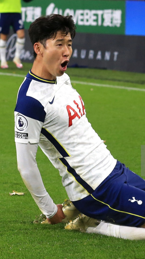 纽卡斯尔内部会议纪要流出——冲刺阶段门线救险，欧超杯使命明确，高层口径保持一致(纽卡斯尔联队对英联赛杯的评价分析研究)