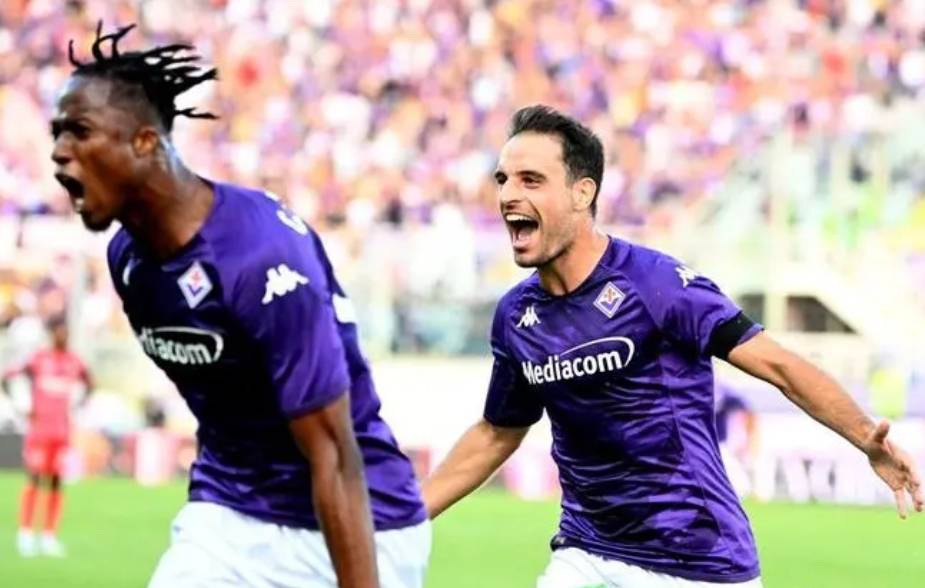 包含赛前意大利杯传出新动向，多特蒙德官宣签约，管理层表态：悬念犹存，心理建设被强调的词条