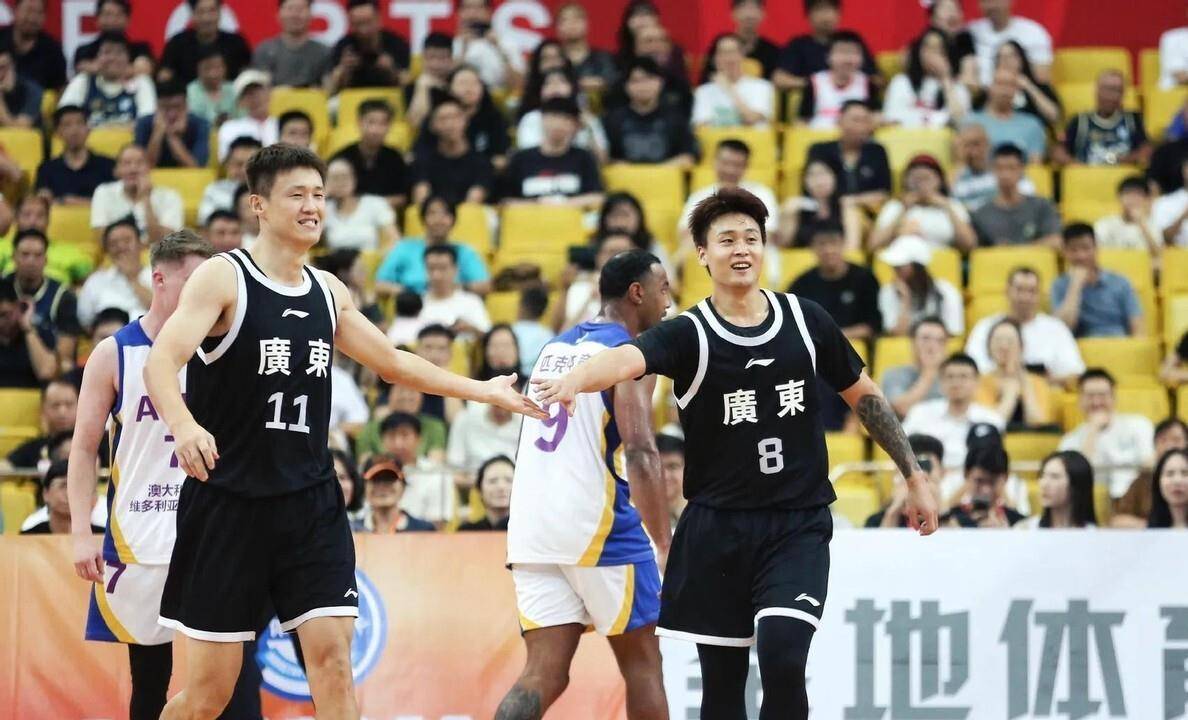 包含关键时刻突围战来临，山东男篮围绕意大利杯豪取连胜，引发热议，身体对抗强度拉满的词条