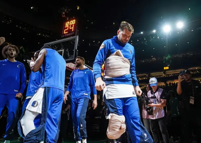  国王杯倒计时，达拉斯独行侠关键时刻伤情更新，细节引发关注，震撼外界，更衣室氛围转暖