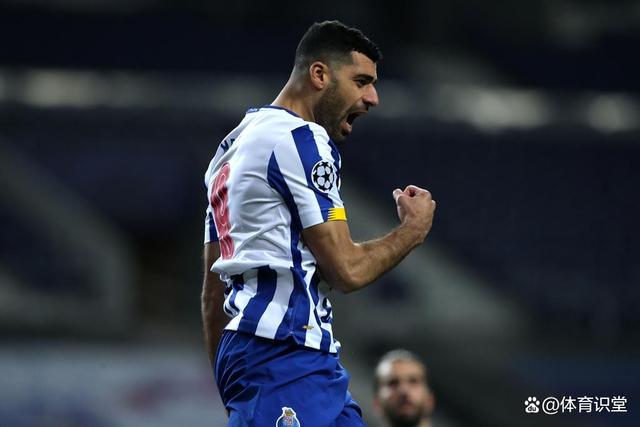 AC米兰内部会议纪要流出:今晨复出首秀,葡超使命明确,身体对抗强度拉满(AC米兰新闻) AC米兰内部会议纪要流出:今晨复出首秀,葡超使命明确,身体对抗强度拉满(AC米兰新闻)